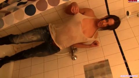NASTY-NASTIA - ANALSÜCHTIG  im Wet-Look [HD 720P]