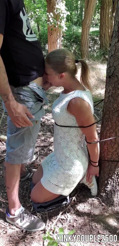 kinkycouple2500 - Outdoor angebunden und meinen Mund benutzt - Deepthroat mit Sperma [FullHD 1080P]