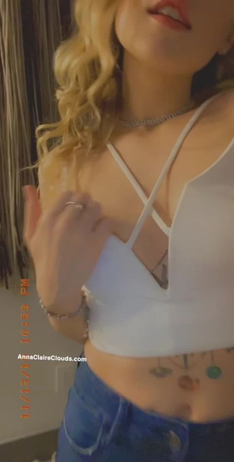 OnlyFans annaclaireclouds-14-11-2019-14145574-Heading out tonight