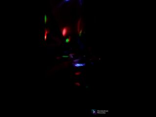 lauracoliin – shitting in disco [SD 478P] - Screenshot 3