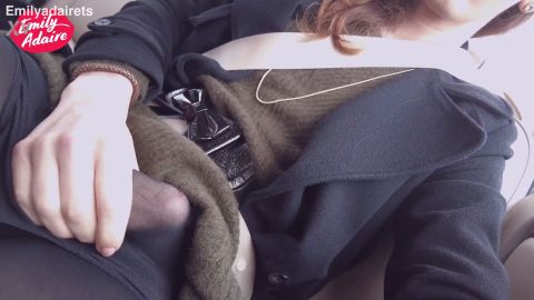 EmilyAdaireTS - Heimlich im hinteren Teil des Uber gewichst [FullHD 1080P]