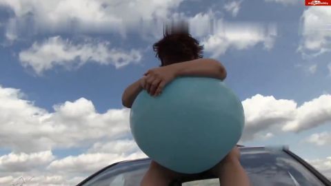 Popp-Sylvie - Mega Balloon [HD 720P]