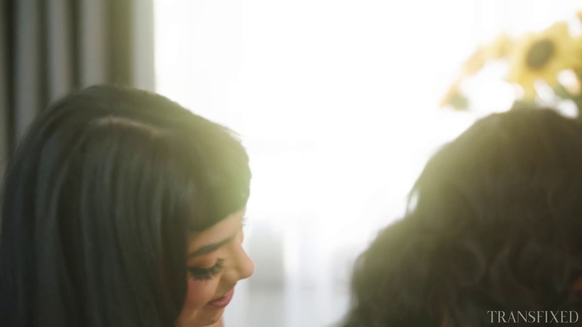 Jade Venus, Olivia Jay, Little Puck