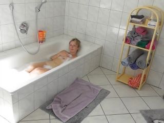 BunnyDiam0nd – Vom Kumpel in der Badewanne uberrascht !!!