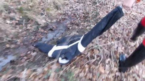 Shinylady2015 - Sklave Du hast versagt - Seine Glanznylon Daunenjacke mit Gummisti... [HD 720P]