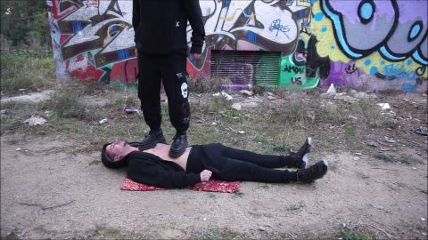 SubmittedTeen - Teen Couple Trampling [FullHD 1920P]