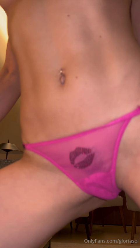 Gloria Sol - Silk Robe And Pink Lingerie Striptease With Light Pussy Play [FullHD 1080P]