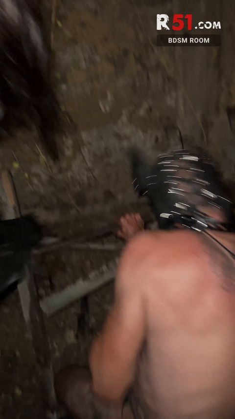 R51com - Day 12 - Hardcore on Pillory Collar [4K 2160P]