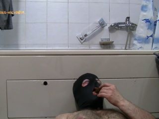 Domina-Victoria – Shitting slaves in the mouth [HD 1280P] - Screenshot 6