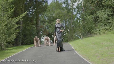 LADYDARKANGEL - Walking With My Pets [FullHD 1920P]
