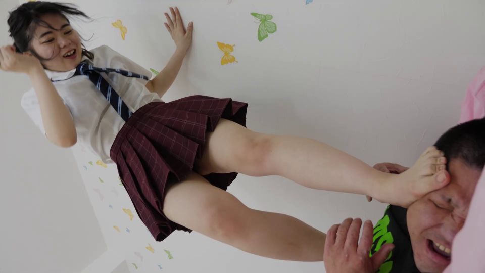 Faceslap Japan Super Hard - Foot Domination By A Cruel Girl [FullHD 1080P]