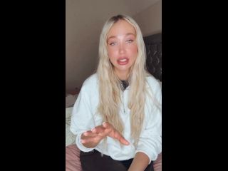 MEGA-FANS__sophiereadeofficial-16-02-2023-Hows your day going