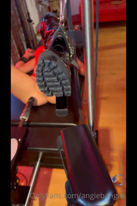 Angiebangiie - 2 Year of Special Part 1 [SD 404P]