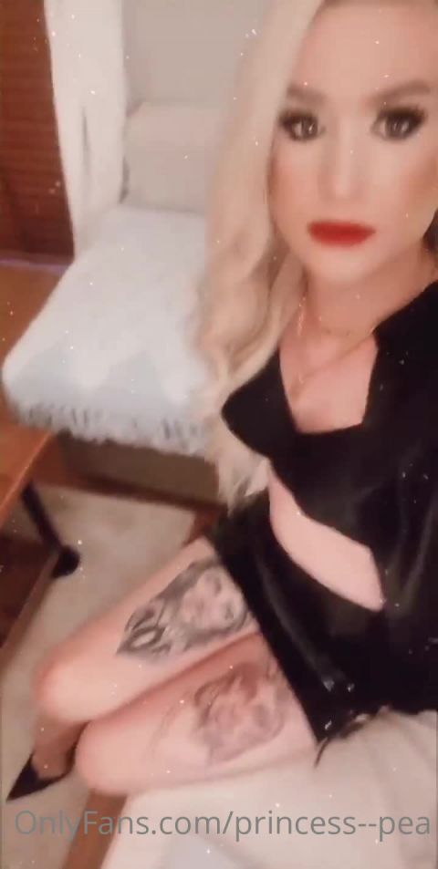 OnlyFans urprincesspea-16-10-2020-140883012-What got posted in my socials vs what actually went