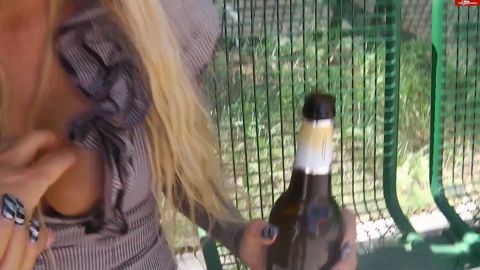 LilliePrivat - Besoffene Fickbitch abgeschleppt Teil 1 [FullHD 1080P]