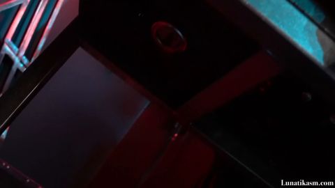 Mistress Lunatika - Sounds Of Leather Pegging [HD 720P]
