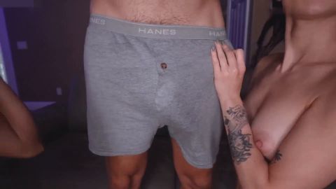 DollyDyson - Big Dick Jack hat 2 Muschis zerstört [FullHD 1080P]