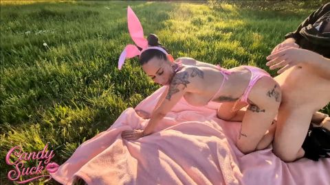 Candy_Suck - Osterbunnys fickt man doch im freien [FullHD 1080P]
