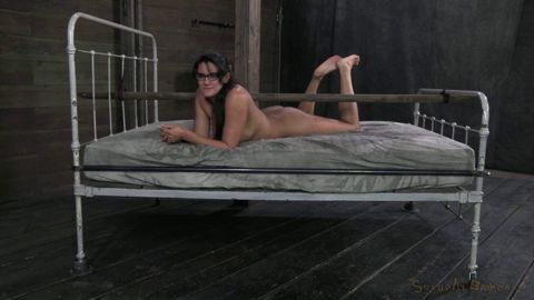 Lippy Penny Barber Has Her Face Shoved Into A Box, Dicked Down 2 Big Cocks, Uncontrolled Squirting! / September 13, 2013 / Penny Barber, Matt Williams, Jack Hammer Oved Into A Box Penny Barber, Matt Williams, Jack Hammer 147 MiB 270 x 480 15 min 53 s