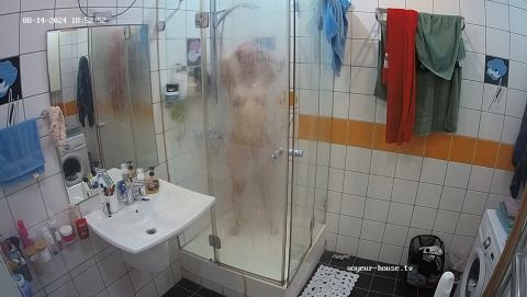 Jovanna Showering 2024-08-14 [HD 720P]