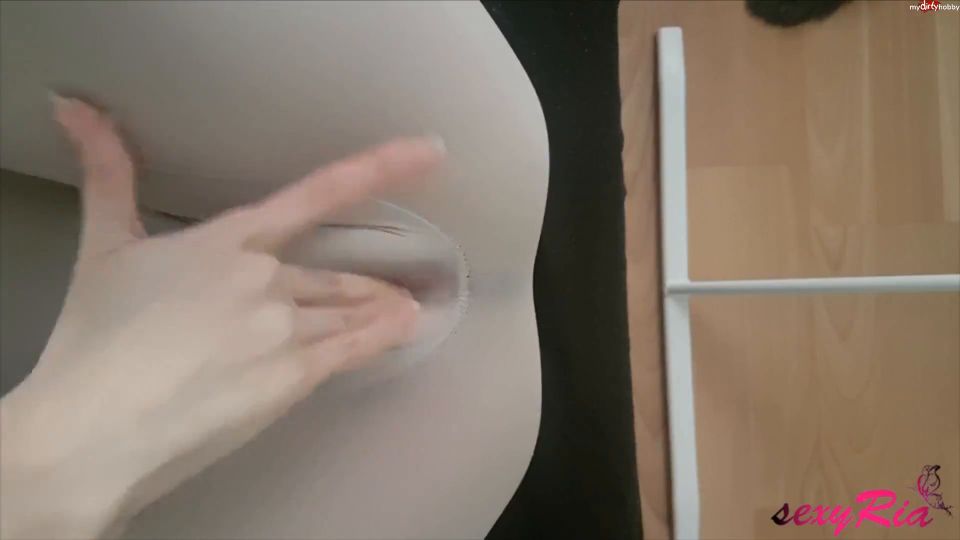 sexyRia - Feuchte Cameltoe Leggings mit mega Orgasmus [FullHD 1080P]