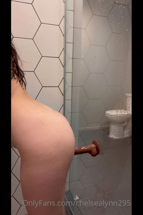 Chelsea Lynn (Chelsealynn295, Chelsea_lynn295) - Shower Dildo Solo [SD 412P]