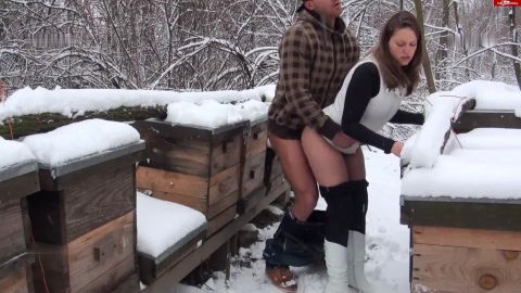 MrBigFatDick - EIN SCHNEEHÄSCHEN GEFUNDEN UND ABGEFICKT [FullHD 1080P]