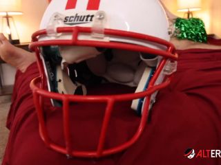 AltErotic -  Lorelai Leigh, Taylor Nicole - Cheerleaders Seduce The Football Star [FullHD 1080P]