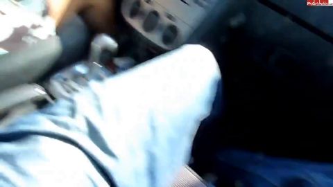 AnnabelMassina - Anhalter während der Fahrt nach Ulm abgewichst [HD 720P]