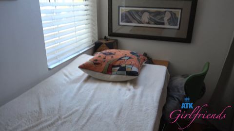 Lily Winters - POV Sex [FullHD 1080P]