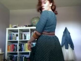 Dorky_18_Yr_old_tries_Quick_Vintage_Strip
