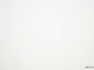 Kali Kingsley in Straight (BrazzersExxtra, Brazzers, 720p)
