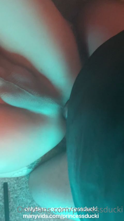 OnlyFans 2021-05-11-2106119014