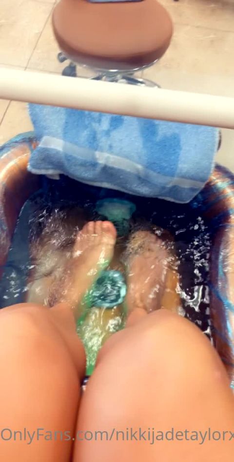 OnlyFans nikkijadetaylorxxx-14-06-2020-426188242-I love getting a pedicure