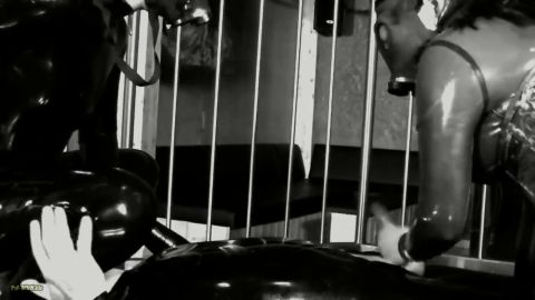 Deutsche_Dominaz - Domina in latex [HD 720P]