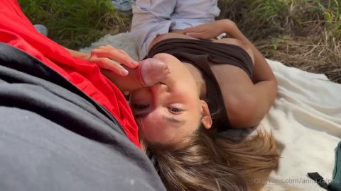 DeanRalphs (Anna.Ralphs OF) - Nature Blowjob With Facial [HD 720P]