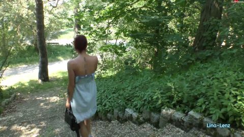 Lina_Lenz - Versaute Spielchen im öffentlichen Park [FullHD 1080P]