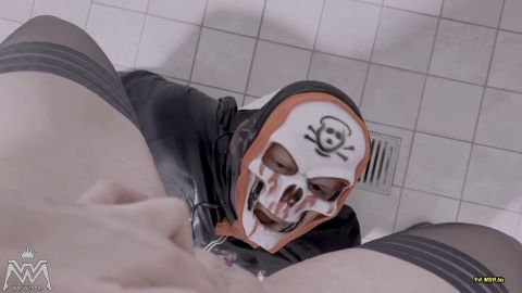 Wet-Wonder - User Piss Treffen #27 - Geiler Nasser Halloween Piss [FullHD 1080P]