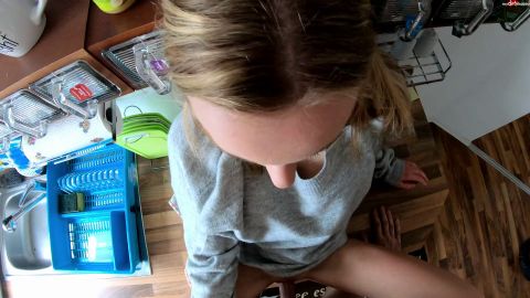 Kathybunny18 - Userwunsch in der KГјche mit Tittenbesamung Part 1 [FullHD 1080P]