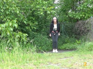 Out In Public [FullHD 1920P] - Screenshot 1