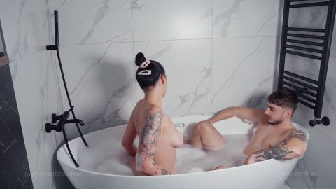 GoddessTina1 - Bubble Bath Cuckolding [FullHD 1920P]