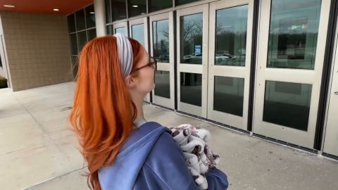 Naomi Hughes - Movie Theater Date With My Nympho Girlfriend - Creampie and Cum on Her Face [FullHD 1080P]