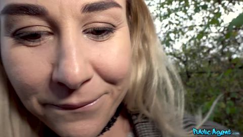 Fakehub.com- Russian pussy stretched to the max