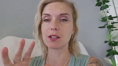 Lexi Snow - Boss Shrinks Her New Personal Assistant [SD 360P]