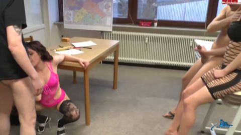 Mila4Core - Orgie im Klassenzimmer [HD 720P]