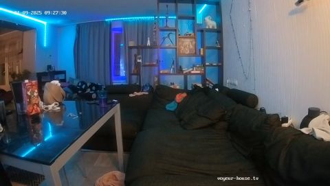 Voyeur-House - Guests Party 09-01-2025 [HD 720P]
