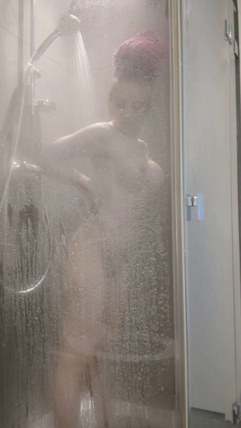 EdgesOfReality - willst du mit mir in das Duschen Baby [FullHD 1080P]