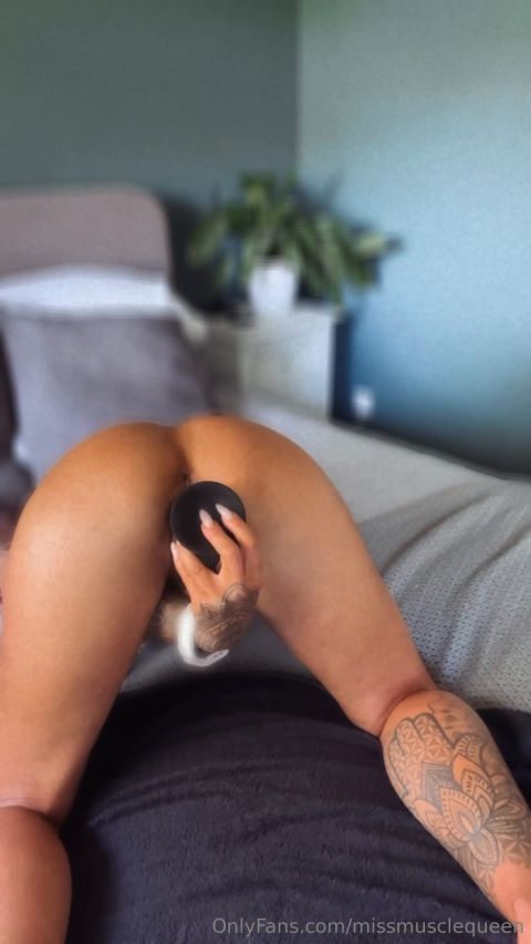 Jade Honey - Black Dildo Ride [SD 1080P]