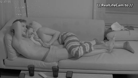 Reallifecam - Barbie And Ken Relaxing In The Dark And Make Quick Handjob 15.02.2025 [SD 632P]
