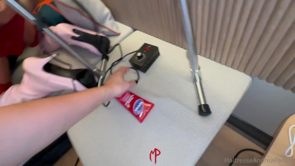 Maitresseparker October 08 2023 Barbie Plugged With My Bright And Vibrating Plug To Prepare It While Waiting For Me To Set Up The Fu [FullHD 1080P]